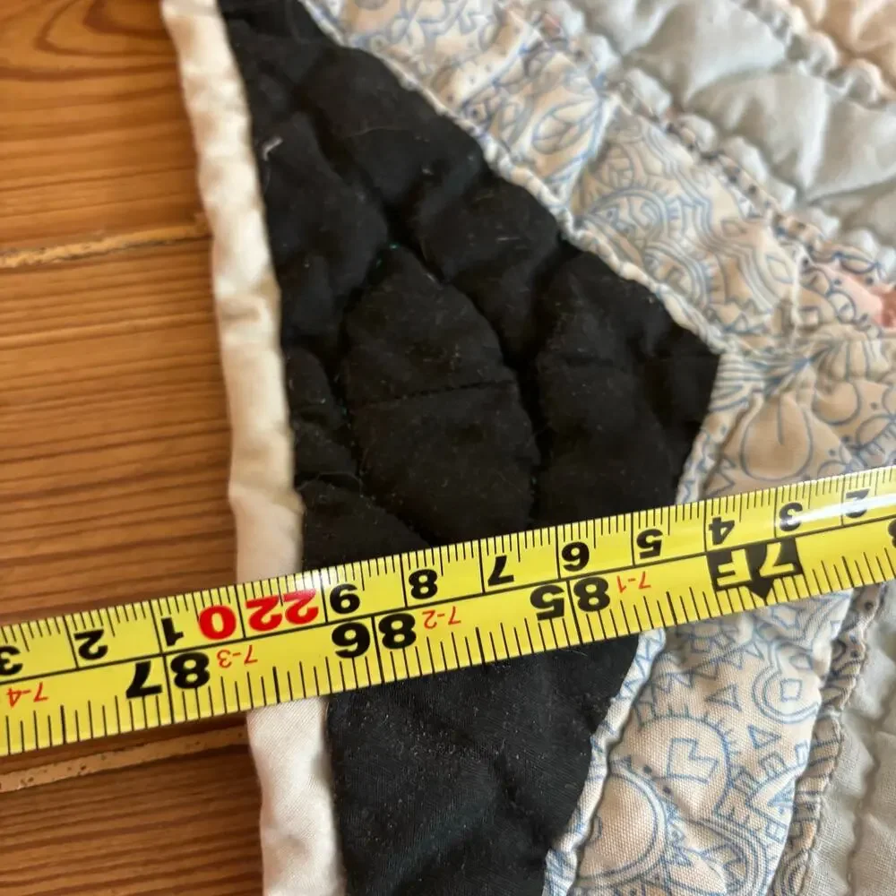 Vintage Quilt Patchwork Chevron Zig Zag Pattern 75x87” Hand Made Cotton Cutter